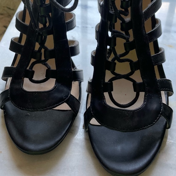 Guess Gladiator Sandle Heels 2 colors black & brown - Picture 5 of 5